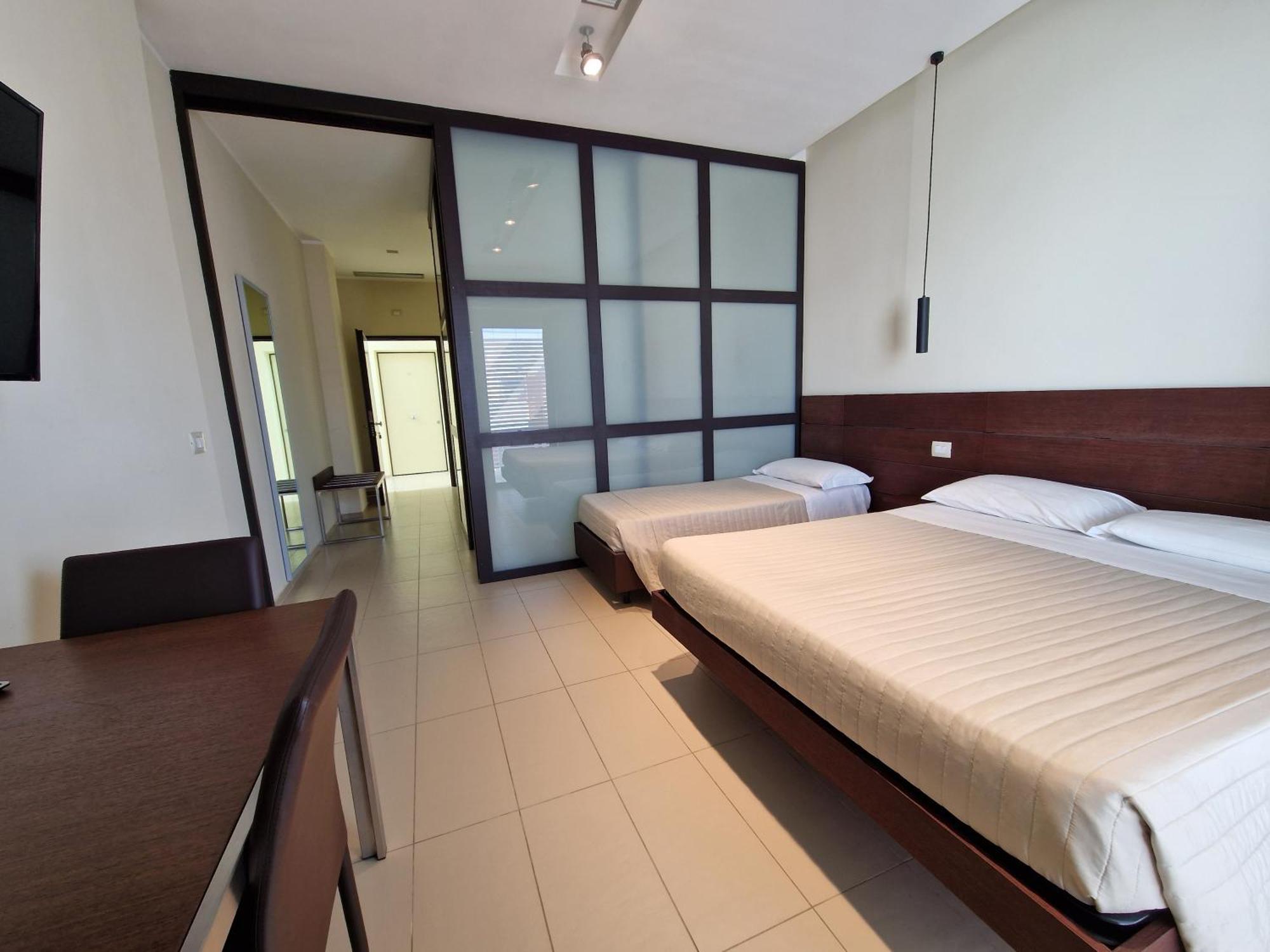 Aparthotel Martur 4*