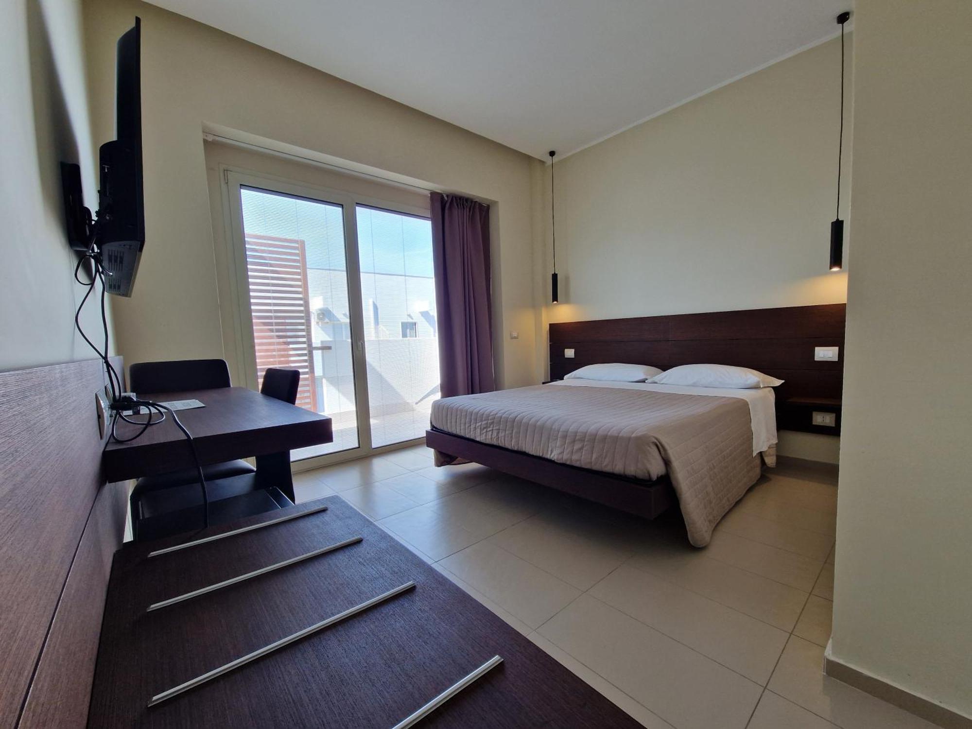 Aparthotel Martur 4*