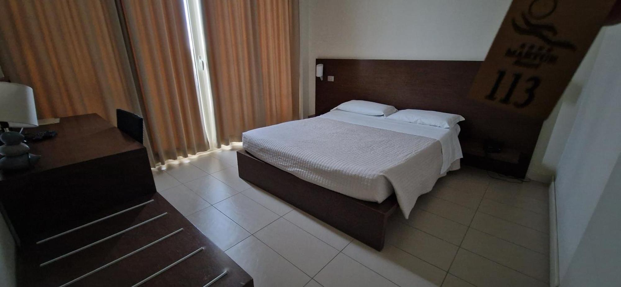 Aparthotel Martur 4*