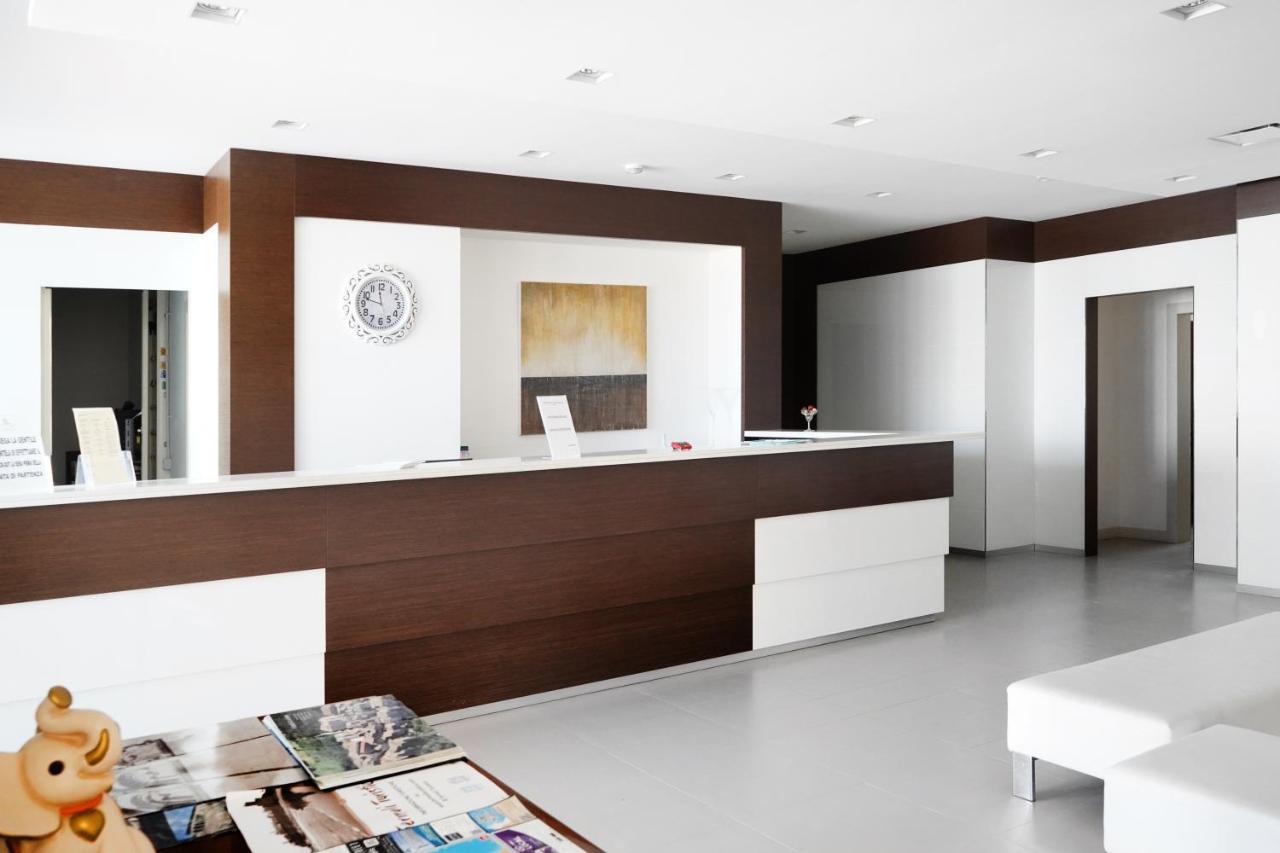 Aparthotel Martur 4*
