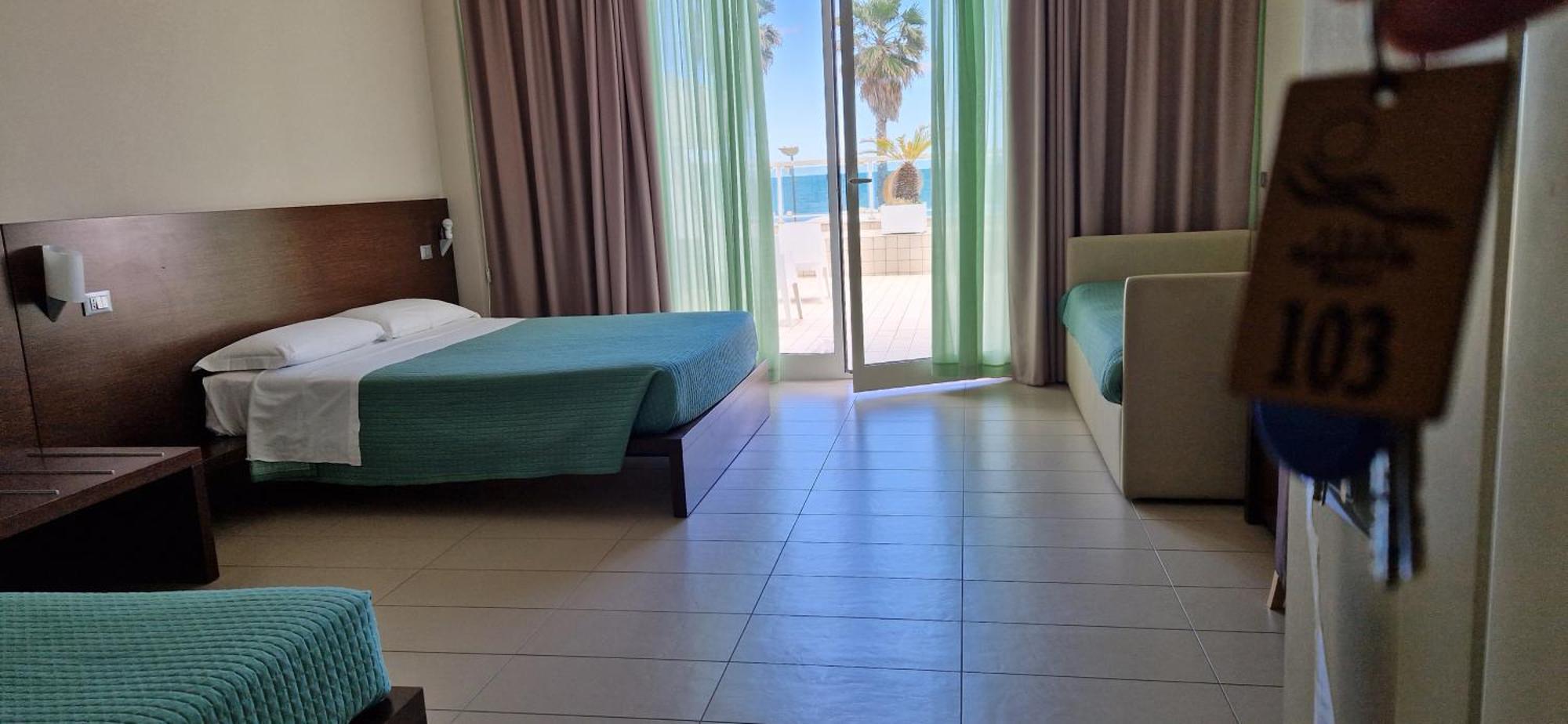 Martur Apartahotel 4*
